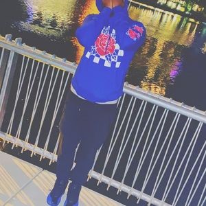 Meet your Posher, Dex